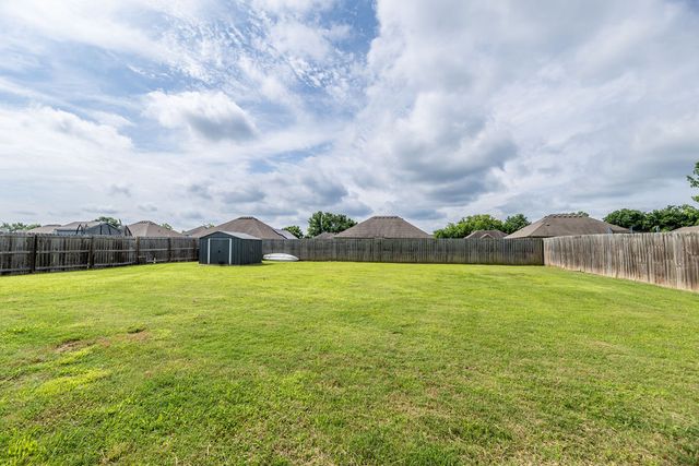 981 Ethan James Street, Elkins, AR 72727