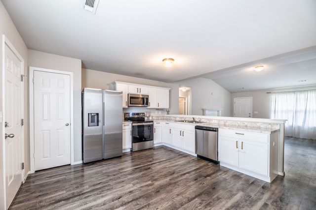 981 Ethan James Street, Elkins, AR 72727