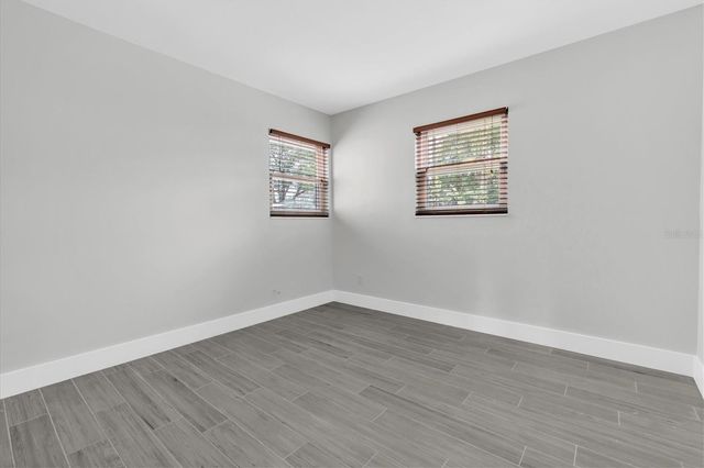4201 DES MOINES STREET NE, St Petersburg, FL 33703