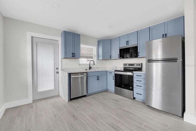 4201 DES MOINES STREET NE, St Petersburg, FL 33703