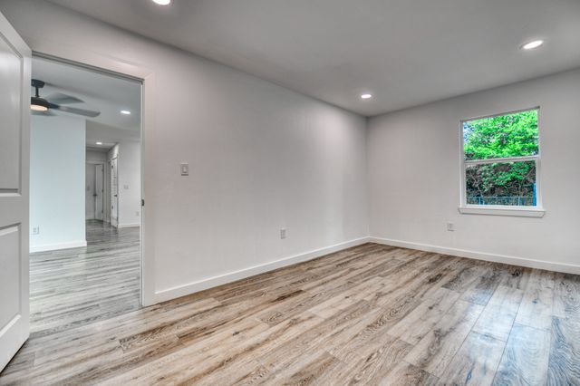 10020 Homeplace Drive, Dallas, TX 75217