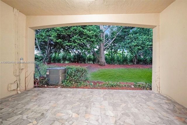 3903 Tree Top Drive 3903, Weston, FL 33332