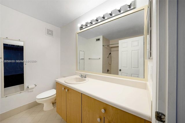 3903 Tree Top Drive 3903, Weston, FL 33332