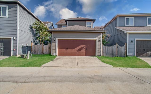 18150 Moonlit River Dr Drive, Cypress, TX 77433