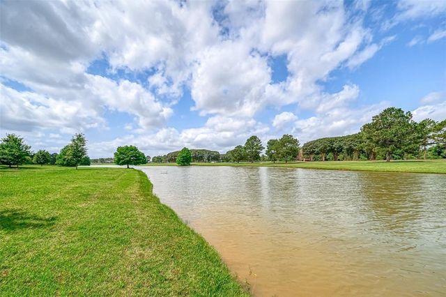 18150 Moonlit River Dr Drive, Cypress, TX 77433