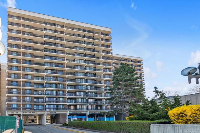 15038 Union Turnpike 2H, Flushing, NY 11367