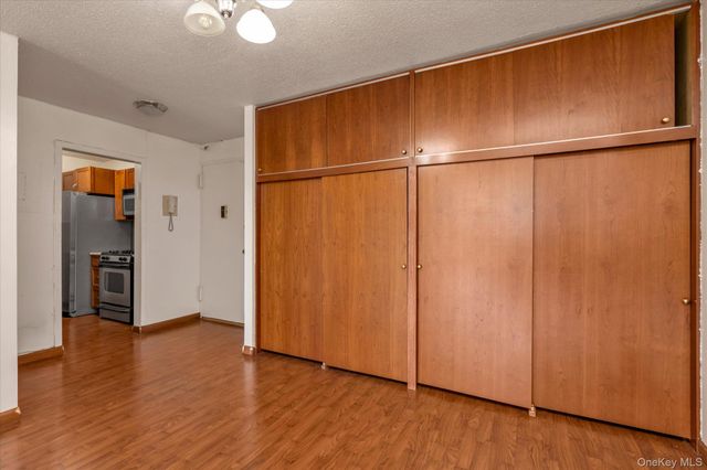 15038 Union Turnpike 2H, Flushing, NY 11367