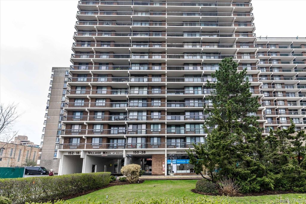 15038 Union Turnpike 2H, Flushing, NY 11367