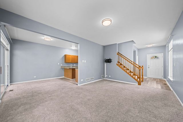 440 Coventry Circle, Glendale Heights, IL 60139