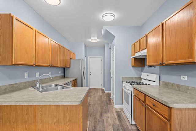 440 Coventry Circle, Glendale Heights, IL 60139