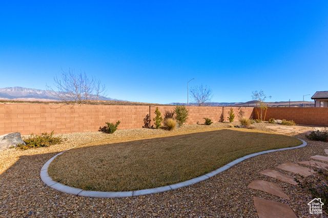 4712 W 2820 S, Hurricane, UT 84737