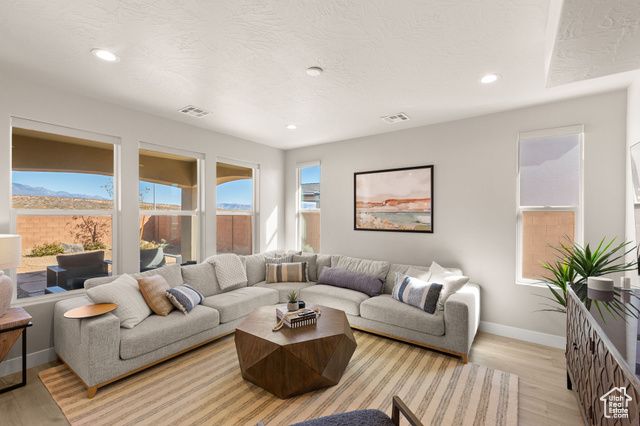 4712 W 2820 S, Hurricane, UT 84737