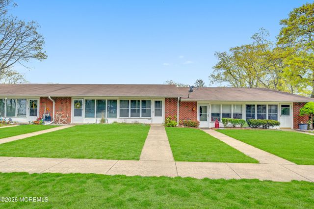 843D Inverness Court D, Lakewood, NJ 08701