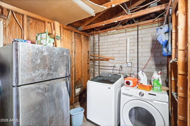 3450 E SUNNYSIDE Drive, Phoenix, AZ 85028