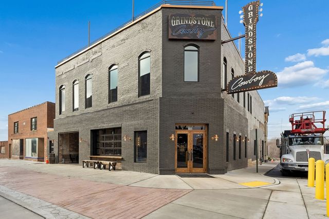 900 Belmont Ave, Shelbyville, TN 37160