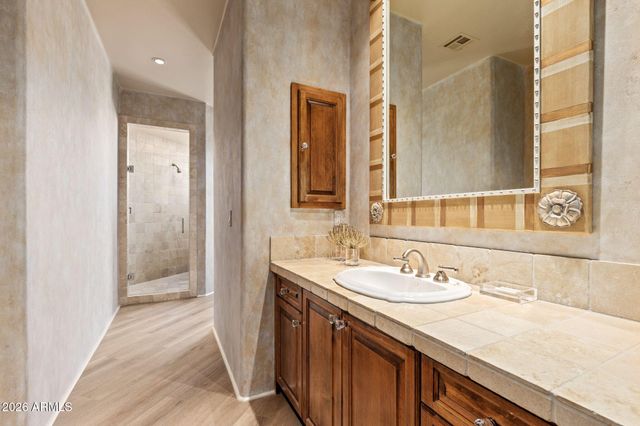 9290 E THOMPSON PEAK Parkway 493, Scottsdale, AZ 85255