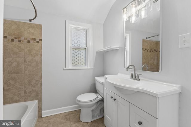 4826 WOODLAWN DR, Hyattsville, MD 20784