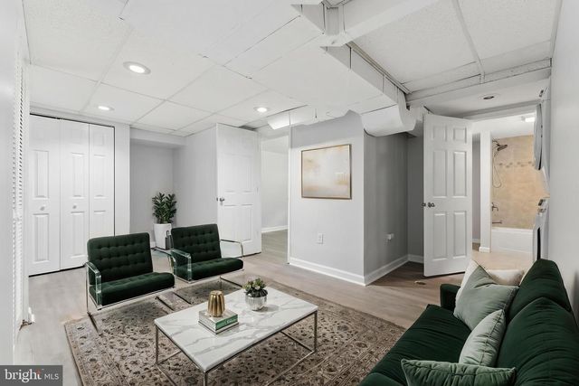4826 WOODLAWN DR, Hyattsville, MD 20784