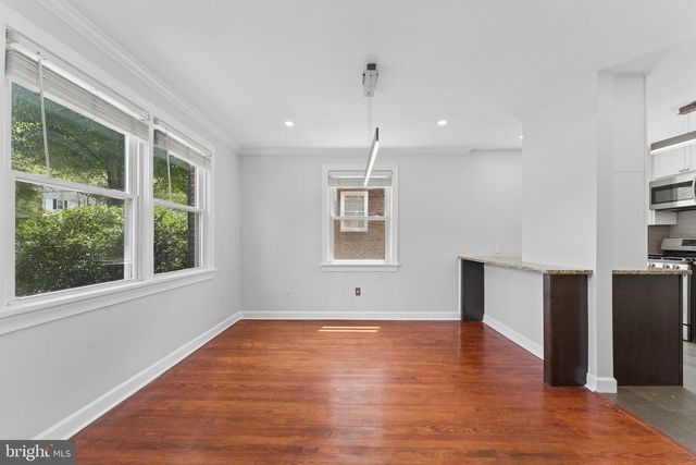 4826 WOODLAWN DR, Hyattsville, MD 20784