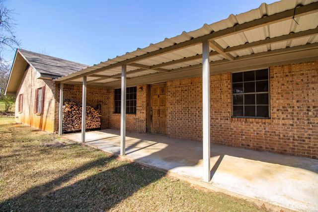 5811 Yarborough Rd., Longview, TX 75604