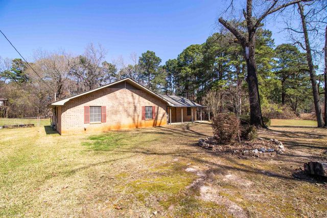 5811 Yarborough Rd., Longview, TX 75604