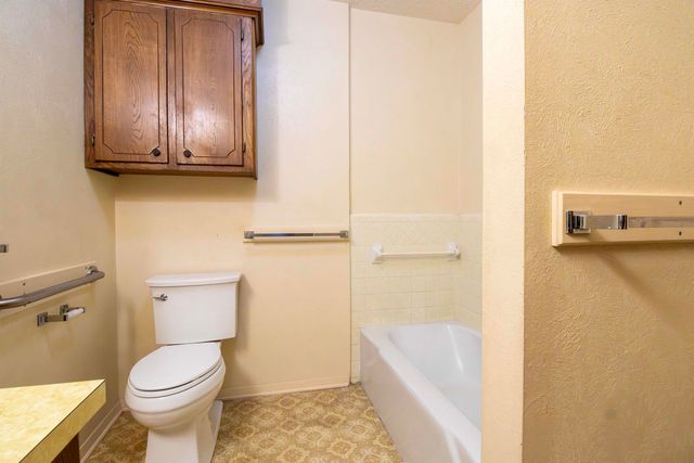 5811 Yarborough Rd., Longview, TX 75604