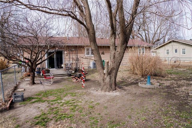 518 N Lincoln Street, Erie, KS 66733