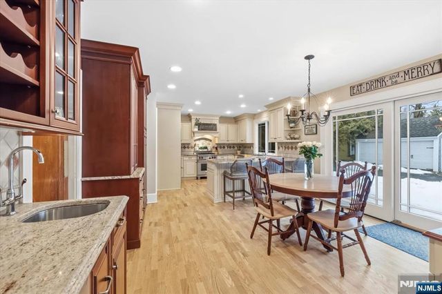 429 Fairway Road, Ridgewood, NJ 07450