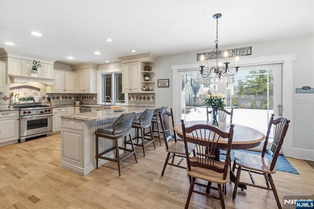 429 Fairway Road, Ridgewood, NJ 07450