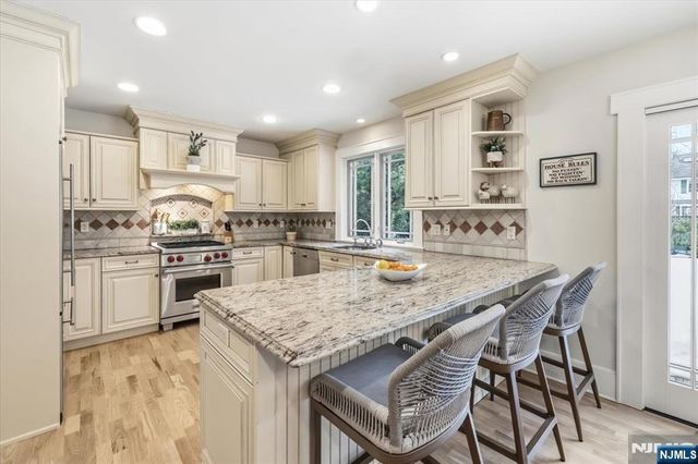 429 Fairway Road, Ridgewood, NJ 07450