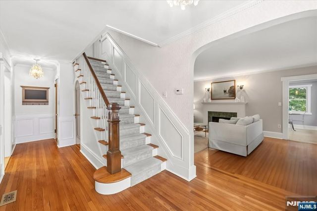 429 Fairway Road, Ridgewood, NJ 07450