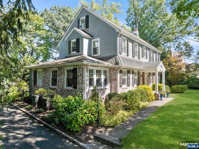 429 Fairway Road, Ridgewood, NJ 07450