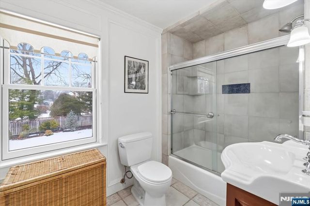 429 Fairway Road, Ridgewood, NJ 07450