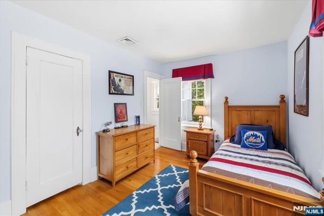 429 Fairway Road, Ridgewood, NJ 07450