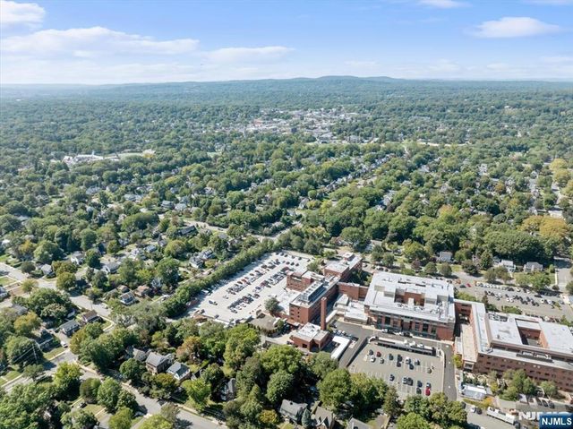 429 Fairway Road, Ridgewood, NJ 07450