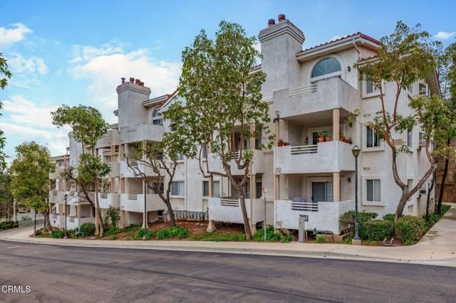 2803 Antonio Drive 204, Camarillo, CA 93010