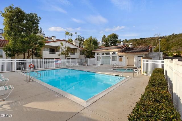 2803 Antonio Drive 204, Camarillo, CA 93010