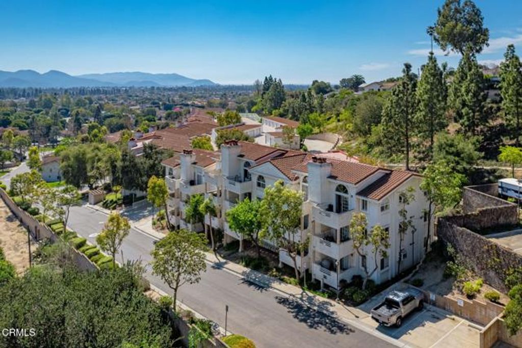 2803 Antonio Drive 204, Camarillo, CA 93010