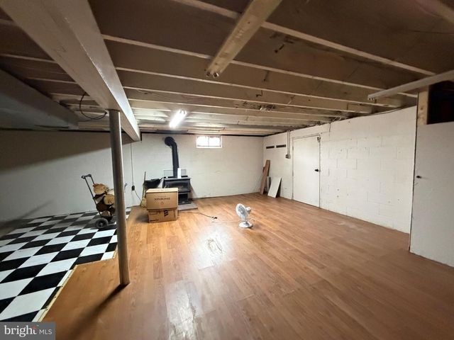 1092 PAPER MILL ROAD, Chambersburg, PA 17202