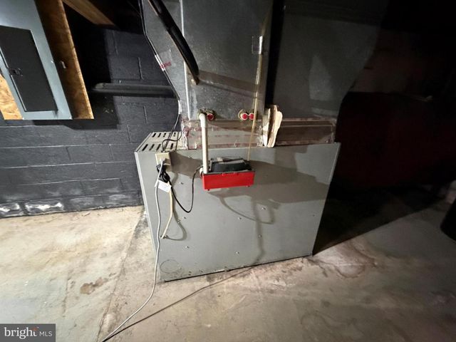 1092 PAPER MILL ROAD, Chambersburg, PA 17202