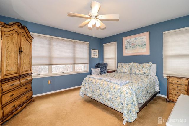 18 Mulberry Lane, Metuchen, NJ 08840