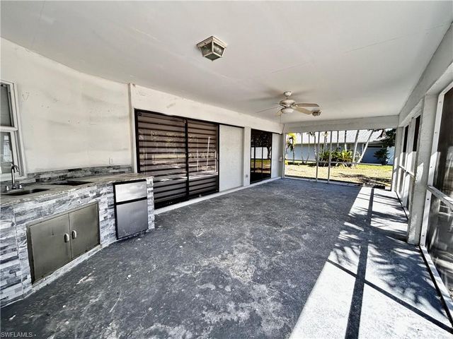 310 SE 29th TER, Cape Coral, FL 33904