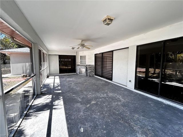 310 SE 29th TER, Cape Coral, FL 33904