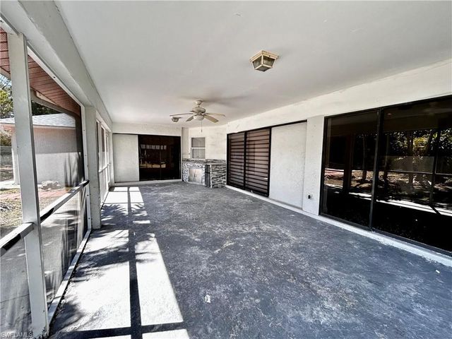 310 SE 29th TER, Cape Coral, FL 33904