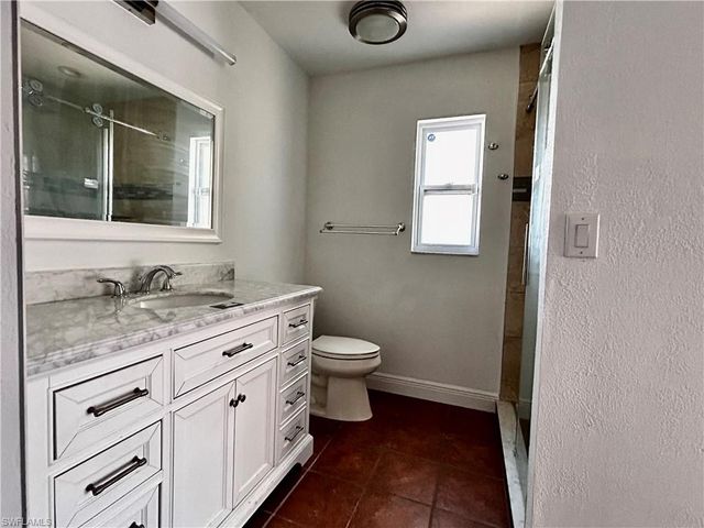 310 SE 29th TER, Cape Coral, FL 33904