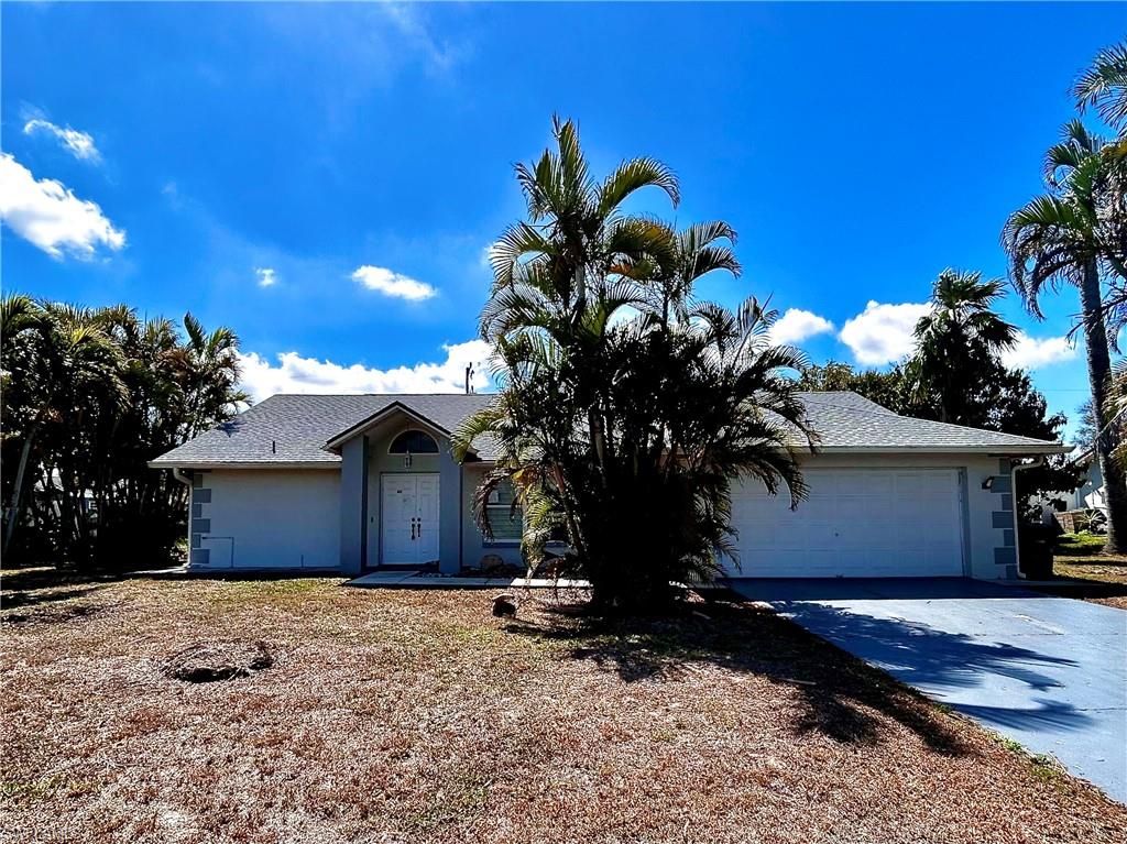 310 SE 29th TER, Cape Coral, FL 33904