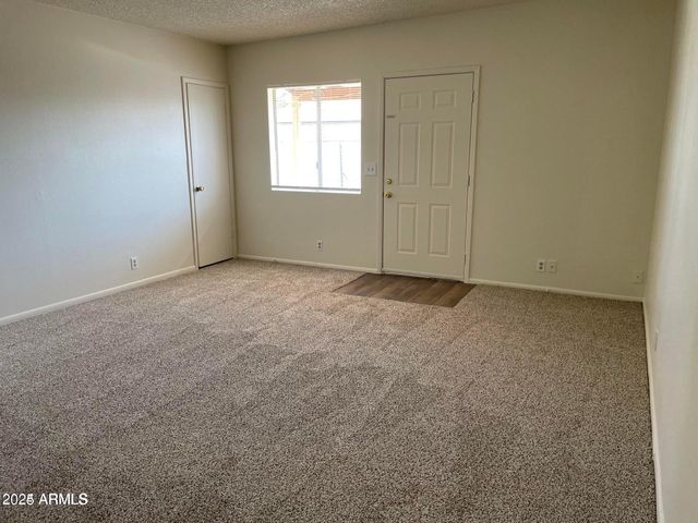 585 W 20TH Avenue 4, Apache Junction, AZ 85120