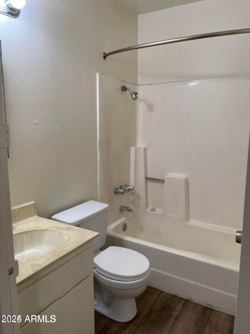 585 W 20TH Avenue 4, Apache Junction, AZ 85120