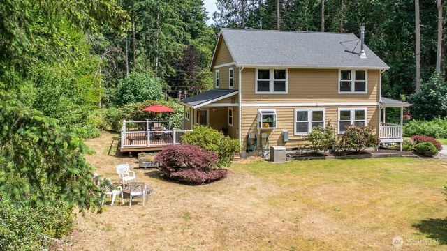 3023 S Camano Drive, Camano Island, WA 98282
