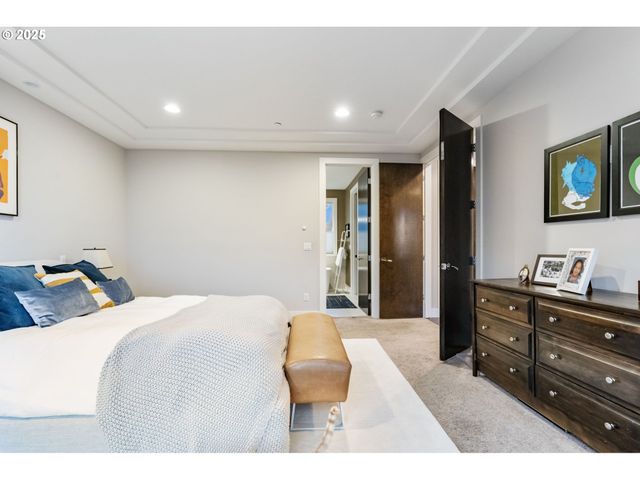 3311 Nw TULLAMORE Ct, Portland, OR 97229